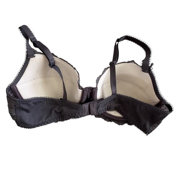 Frederick’s of Hollywood Gray Lace Underwire Bra 36C Rhinestone Heart Bling - Picture 3 of 6
